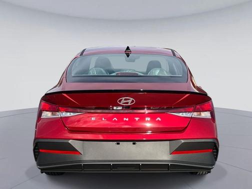 2026 Hyundai ELANTRA Sport