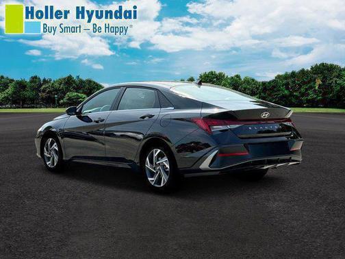 2025 Hyundai ELANTRA SEL