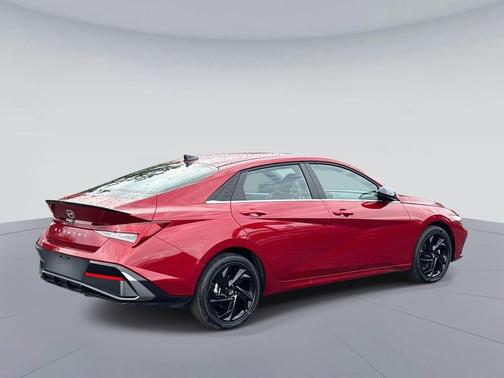 2026 Hyundai ELANTRA Sport