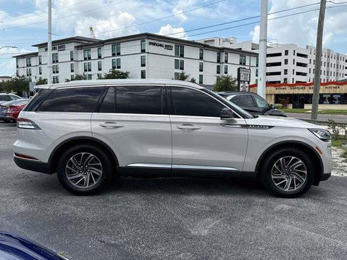 2021 Lincoln Aviator Standard