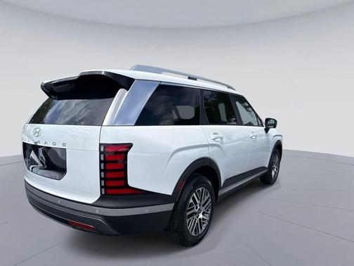 Creamy White Pearl 2026 Hyundai PALISADE SEL Premium