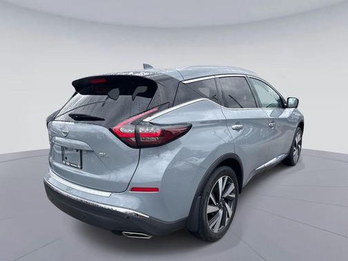 2023 Nissan Murano SL FWD