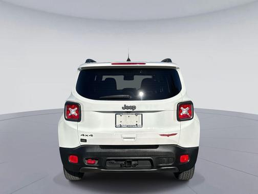 2018 Jeep Renegade Trailhawk