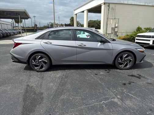 2025 Hyundai ELANTRA Sport