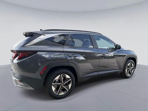 Ecotronic Gray 2026 Hyundai TUCSON SEL