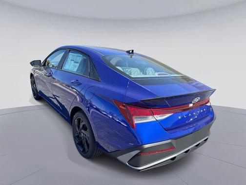 2026 Hyundai ELANTRA Sport