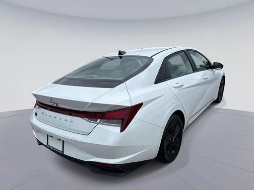 Quartz White 2021 Hyundai ELANTRA SEL