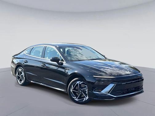 2026 Hyundai SONATA SEL