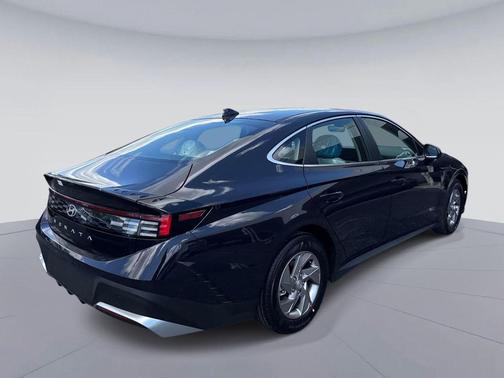 Carbon Blue 2026 Hyundai SONATA SE
