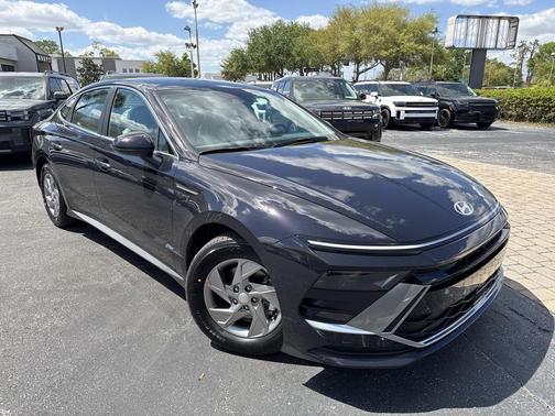 Carbon Blue 2026 Hyundai SONATA SE