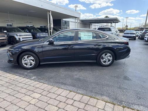 Carbon Blue 2026 Hyundai SONATA SE