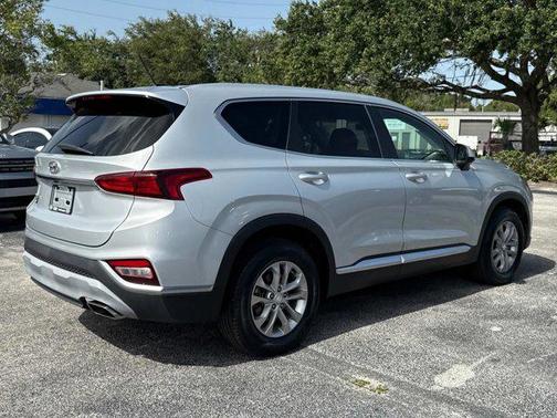 2019 Hyundai SANTA FE SE 2.4