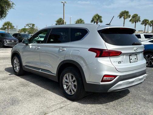 2019 Hyundai SANTA FE SE 2.4