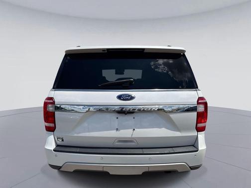 White Platinum Metallic Tri-Coat 2019 Ford Expedition XLT