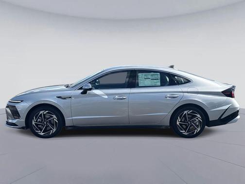 2026 Hyundai SONATA SEL