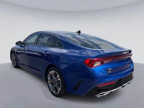 2022 Kia K5 EX