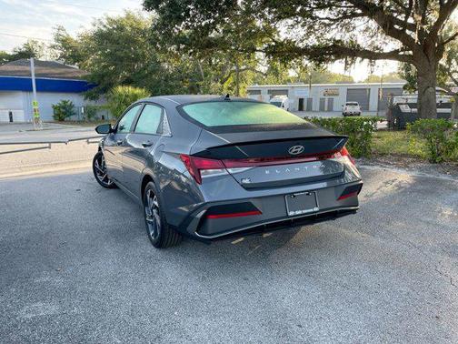 2025 Hyundai ELANTRA Sport