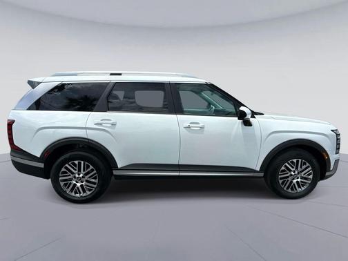 Creamy White Pearl 2026 Hyundai PALISADE SEL 7P
