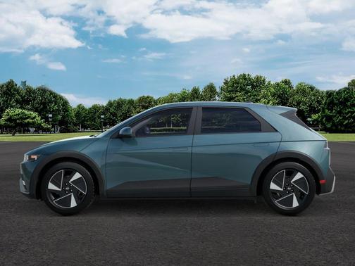 2026 Hyundai IONIQ 5 SE