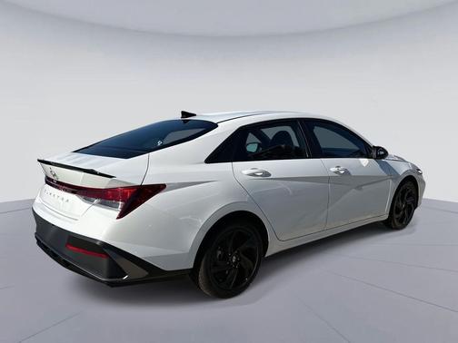 2026 Hyundai ELANTRA Sport