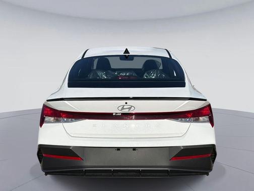 2026 Hyundai ELANTRA Sport