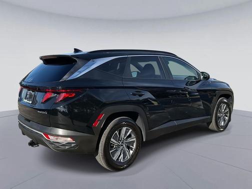 2024 Hyundai TUCSON Hybrid Blue