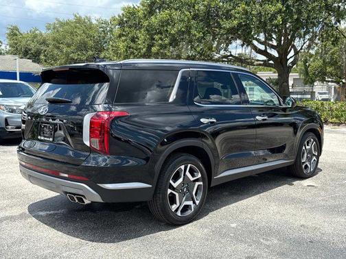 2025 Hyundai PALISADE SEL Premium