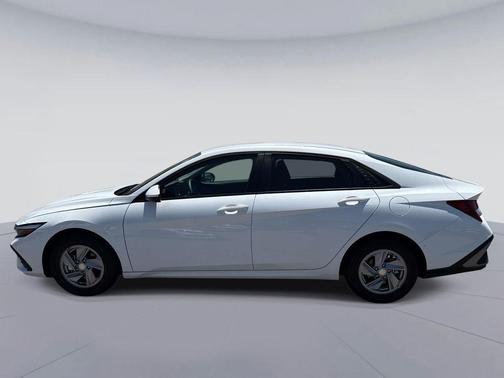 Serenity White Pearl 2026 Hyundai ELANTRA SE