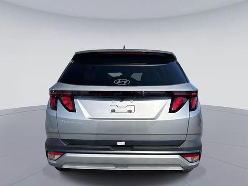 Shimmering Silver 2026 Hyundai TUCSON SEL