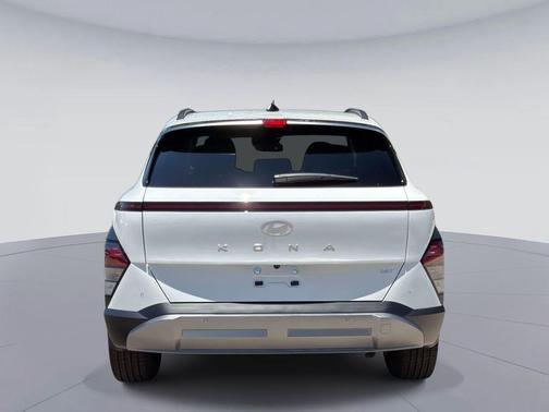 Atlas White 2026 Hyundai KONA Limited