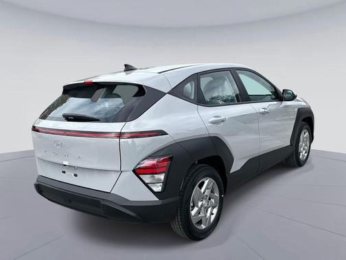 Cyber Gray Metallic 2026 Hyundai KONA SE