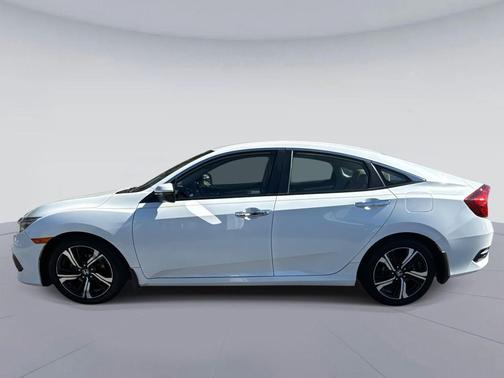 2018 Honda Civic Touring