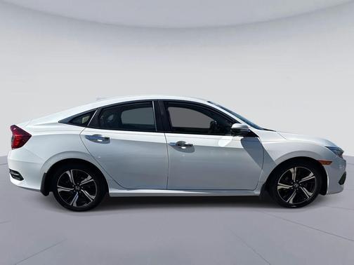 2018 Honda Civic Touring