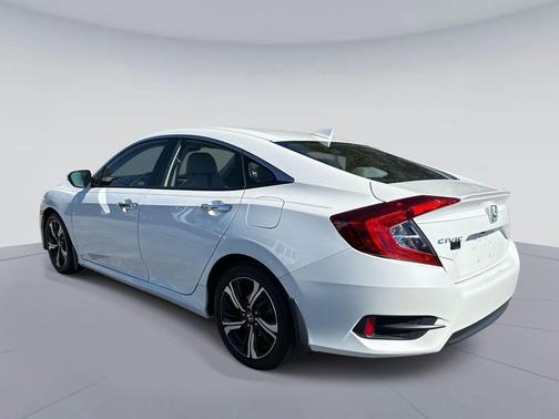 2018 Honda Civic Touring