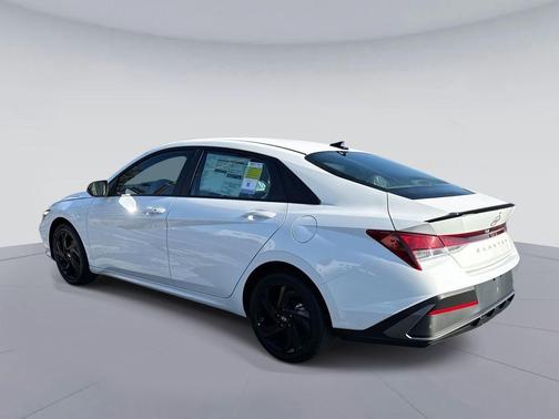 2026 Hyundai ELANTRA Sport