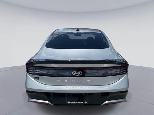 Aero Silver 2024 Hyundai SONATA SEL