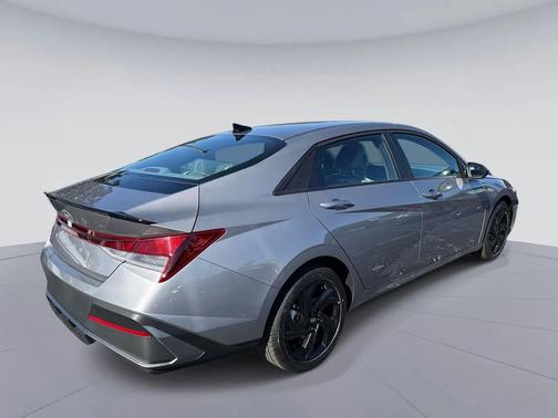 Fluid Metal 2026 Hyundai ELANTRA Sport