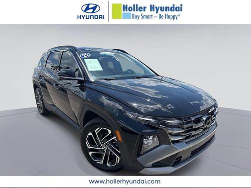 Phantom Black 2025 Hyundai TUCSON Limited