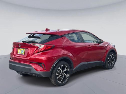 2020 Toyota C-HR XLE