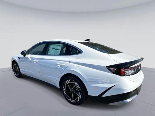 2026 Hyundai SONATA SEL