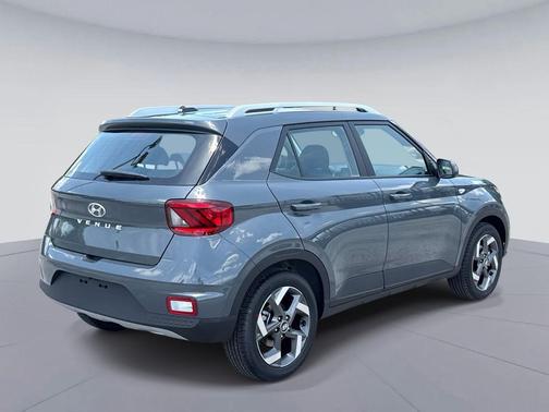 Ecotronic Gray 2026 Hyundai VENUE SEL
