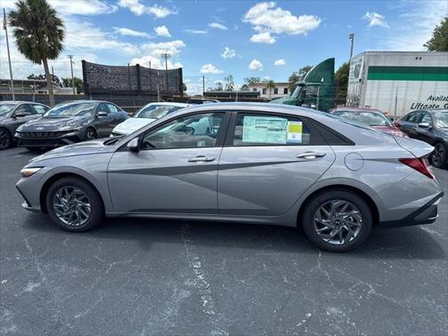 2025 Hyundai ELANTRA HEV Blue
