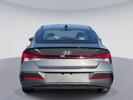 2026 Hyundai ELANTRA Sport