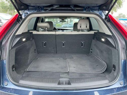 2019 Cadillac XT4 Luxury