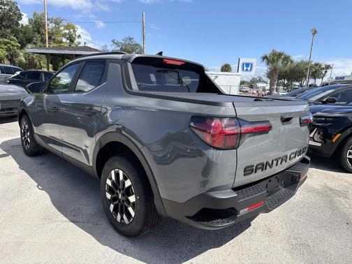 2026 Hyundai SANTA CRUZ SEL Activity