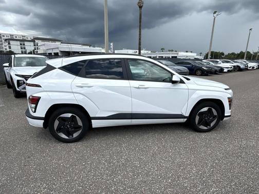 Atlas White 2024 Hyundai KONA EV SEL