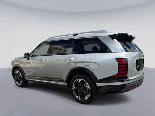 Typhoon Silver Metallic 2026 Hyundai PALISADE Limited