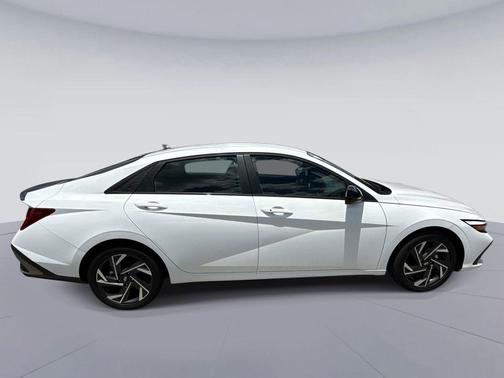 Serenity White 2025 Hyundai ELANTRA HEV SEL Sport