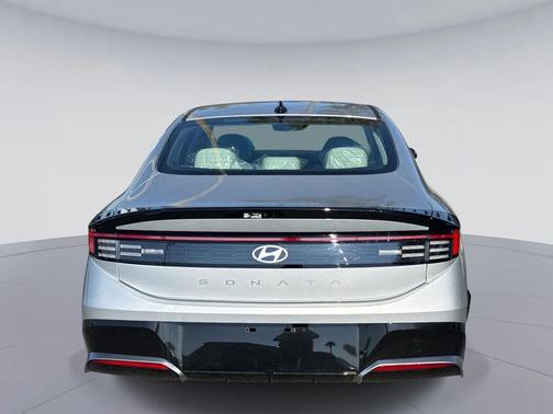 2026 Hyundai SONATA SEL