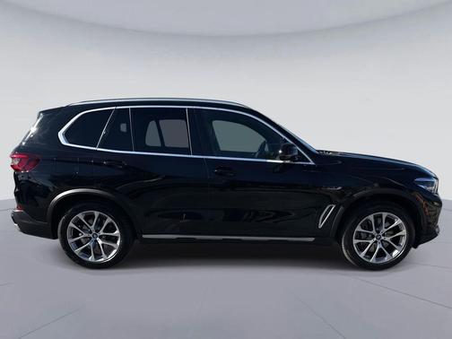 2022 BMW X5 PHEV xDrive45e